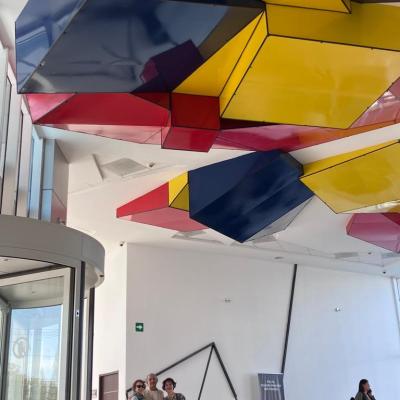 Al Interior Del Espejo 2023